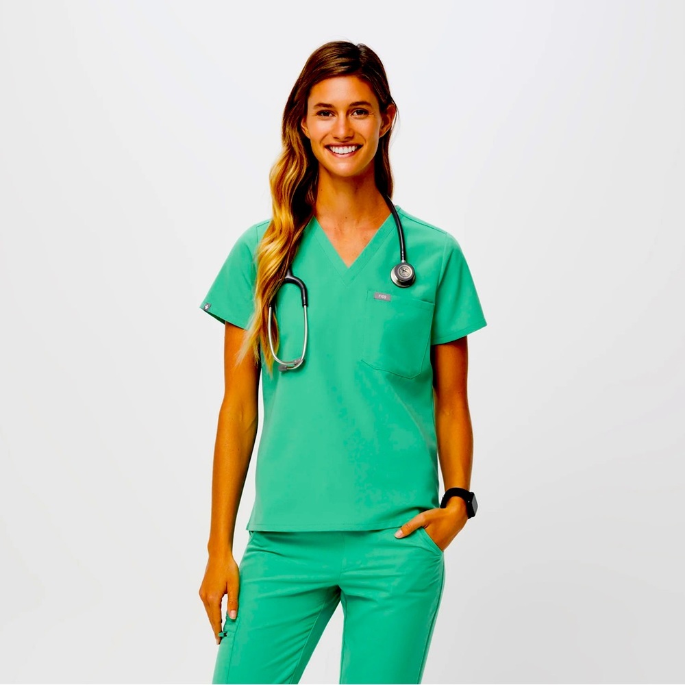FIGS Scrub Set- Surgical Green